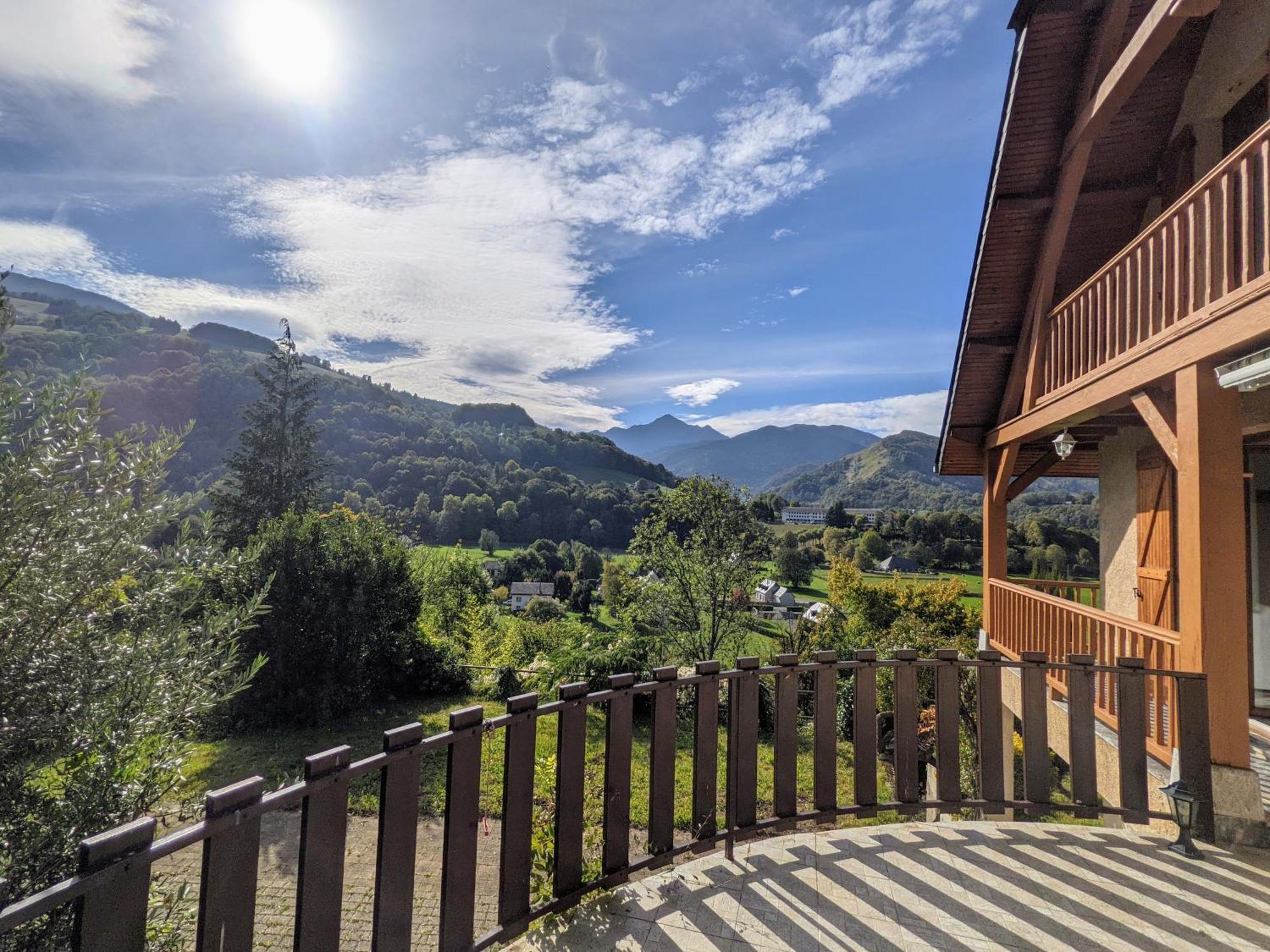 La Bigourdane Grand Gite Confortable & Spa Campan Kültér fotó